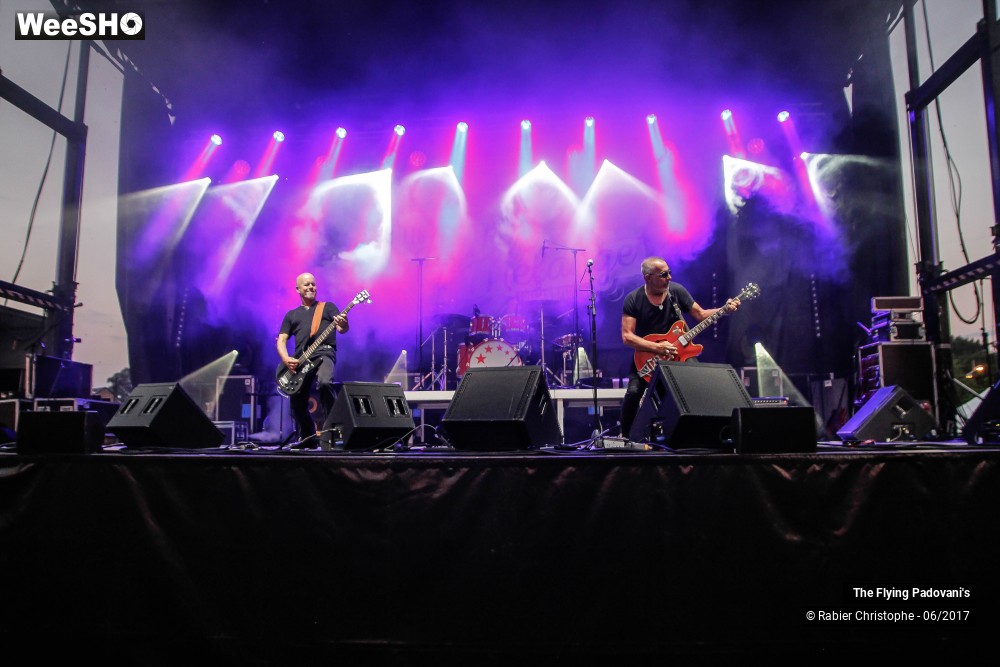 17/27 photos du spectacle The Flying Padovani's