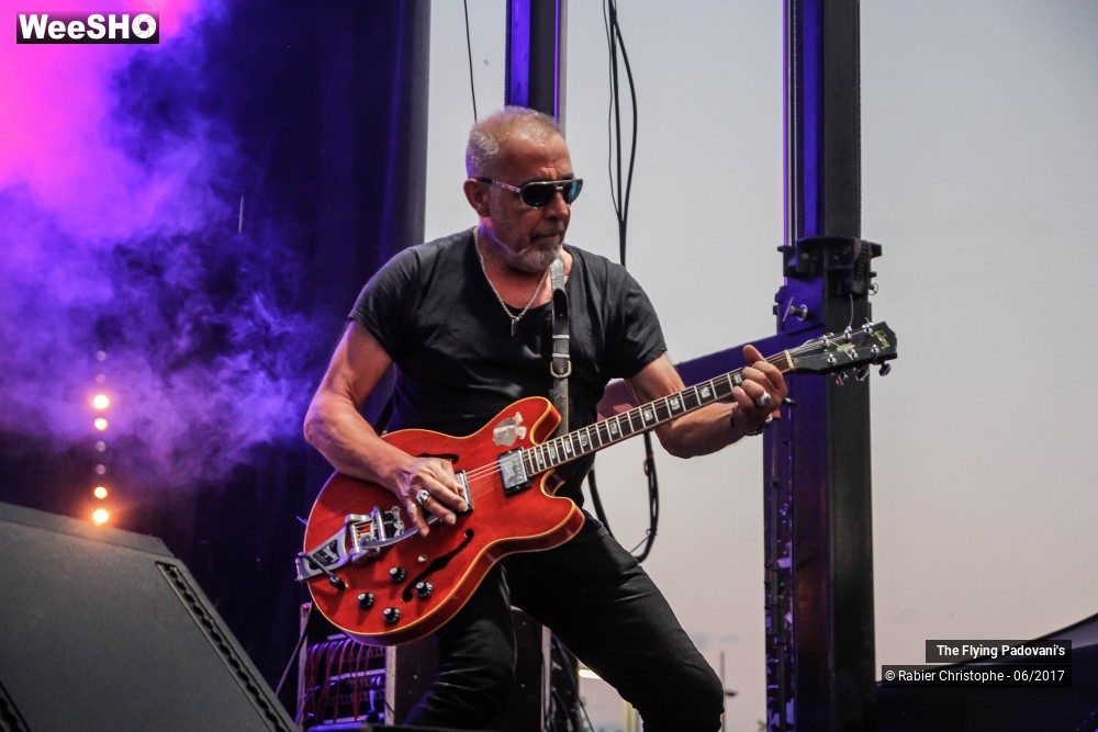 27/27 photos du spectacle The Flying Padovani's