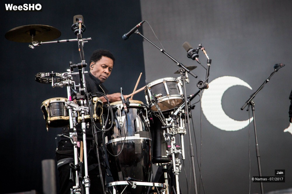 21/35 photos du spectacle Jain