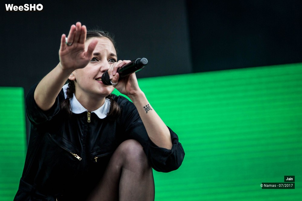 35/35 photos du spectacle Jain