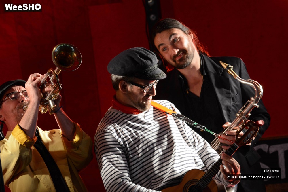 17/31 photos du spectacle Gaston