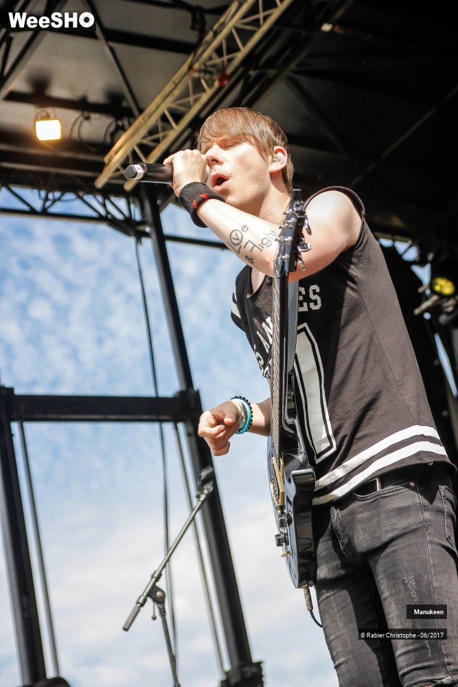 2/51 photos du spectacle Manukeen