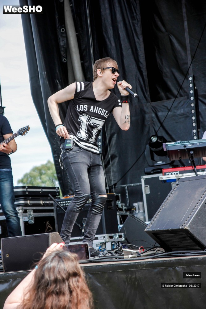 8/51 photos du spectacle Manukeen