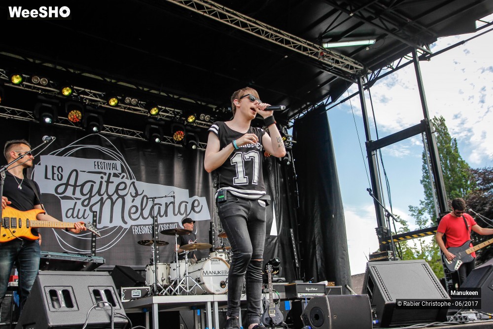 28/51 photos du spectacle Manukeen