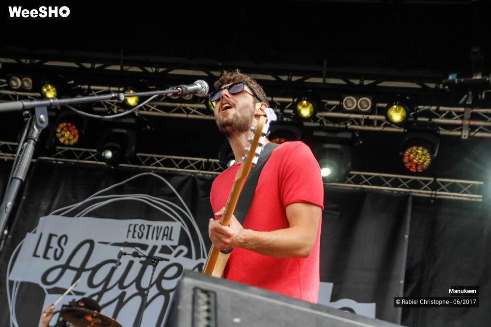 33/51 photos du spectacle Manukeen