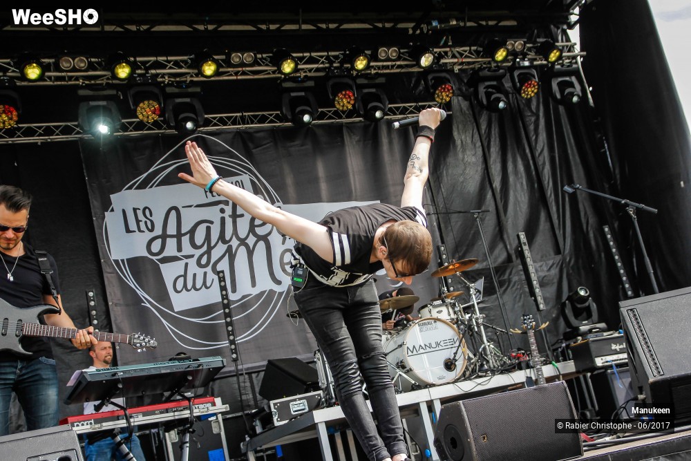 37/51 photos du spectacle Manukeen