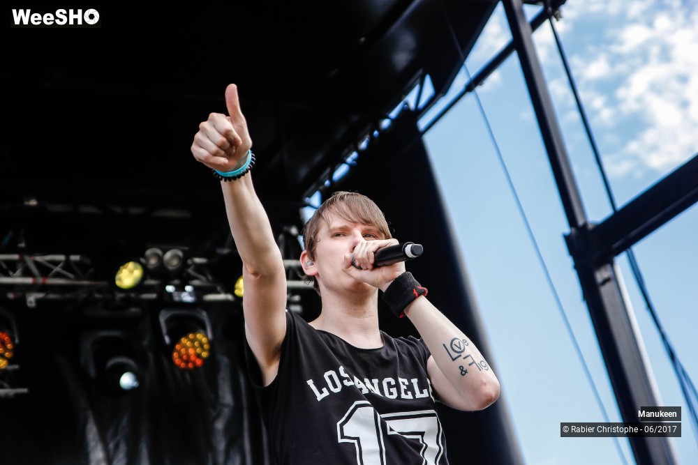 40/51 photos du spectacle Manukeen