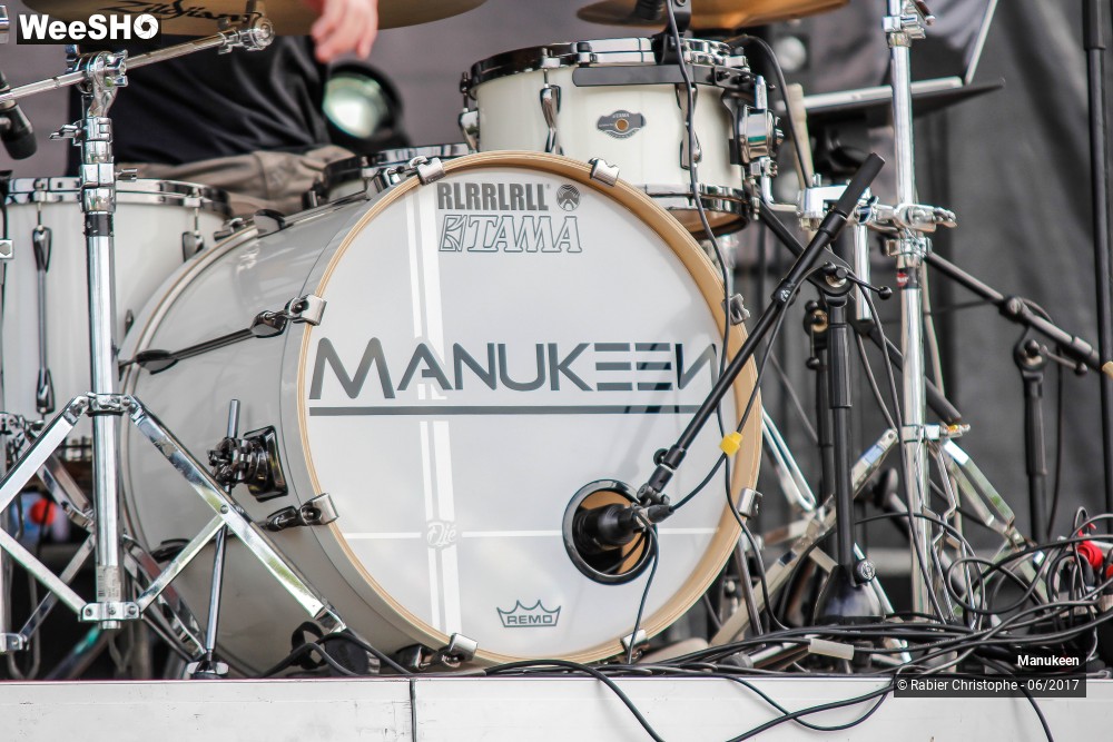 44/51 photos du spectacle Manukeen