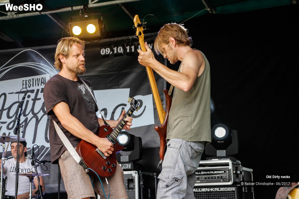 30/43 photos du spectacle Old Dirty necks