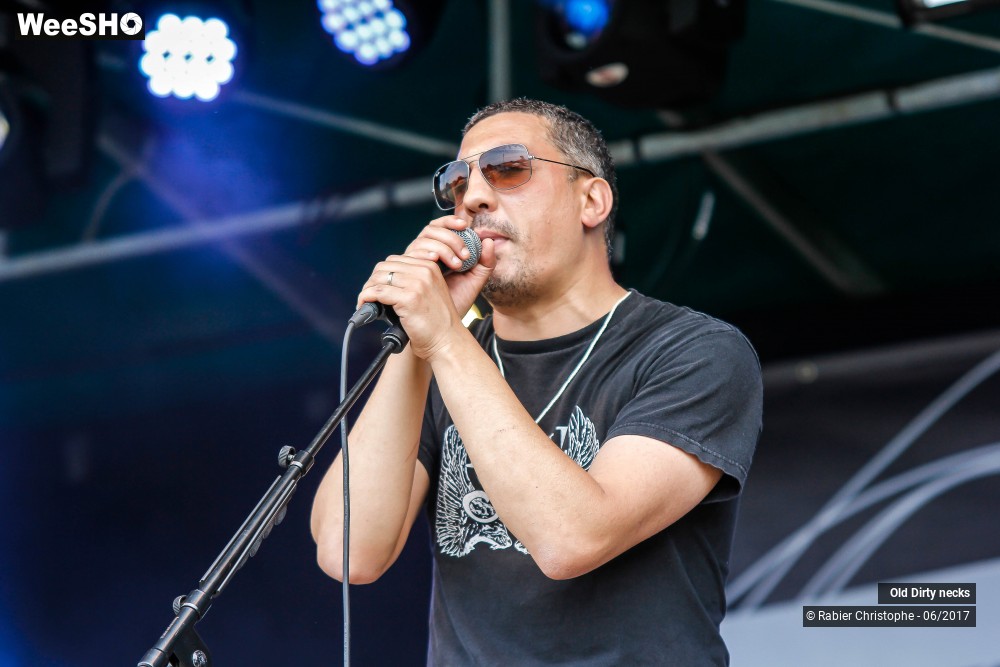 43/43 photos du spectacle Old Dirty necks