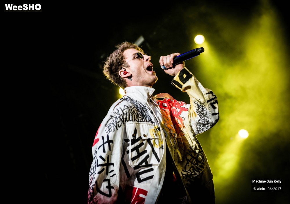 6/12 photos du spectacle Machine Gun Kelly