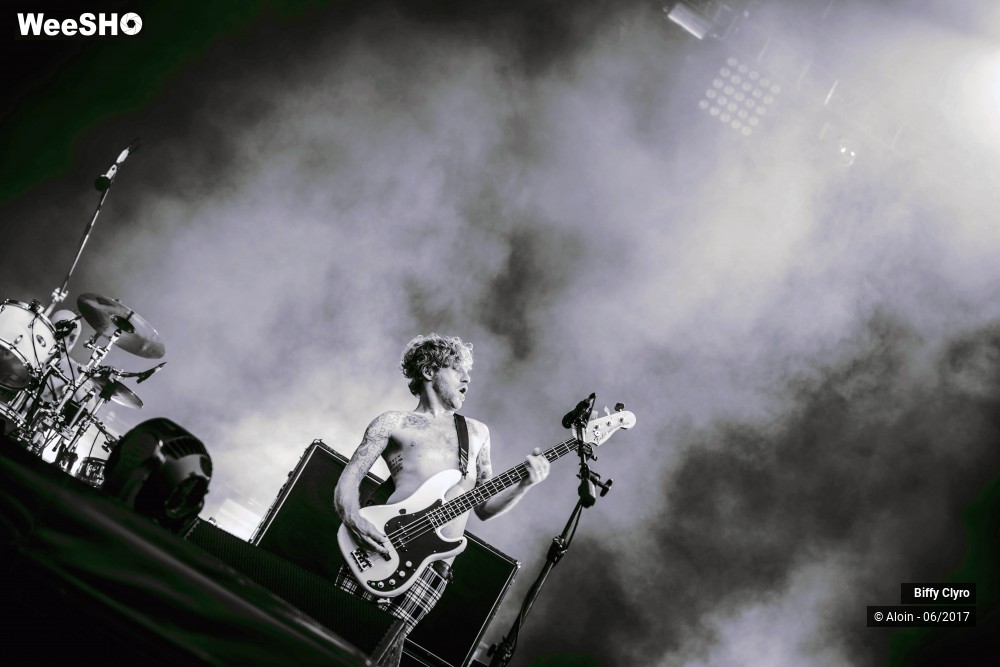 1/8 photos du spectacle Biffy Clyro