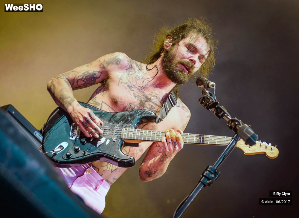 8/8 photos du spectacle Biffy Clyro