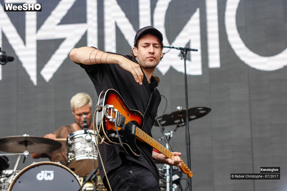 45/45 photos du spectacle Kensington