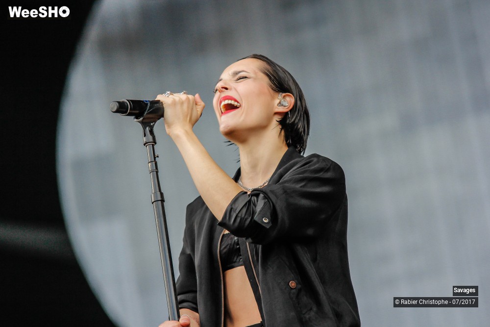 8/44 photos du spectacle Savages