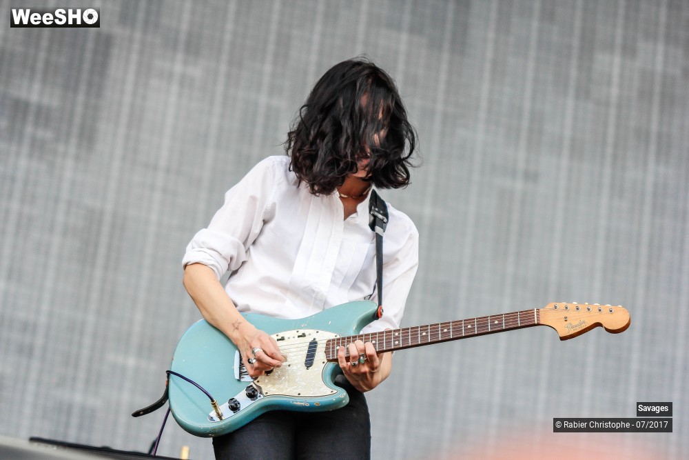 29/44 photos du spectacle Savages