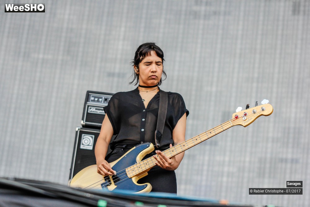 31/44 photos du spectacle Savages