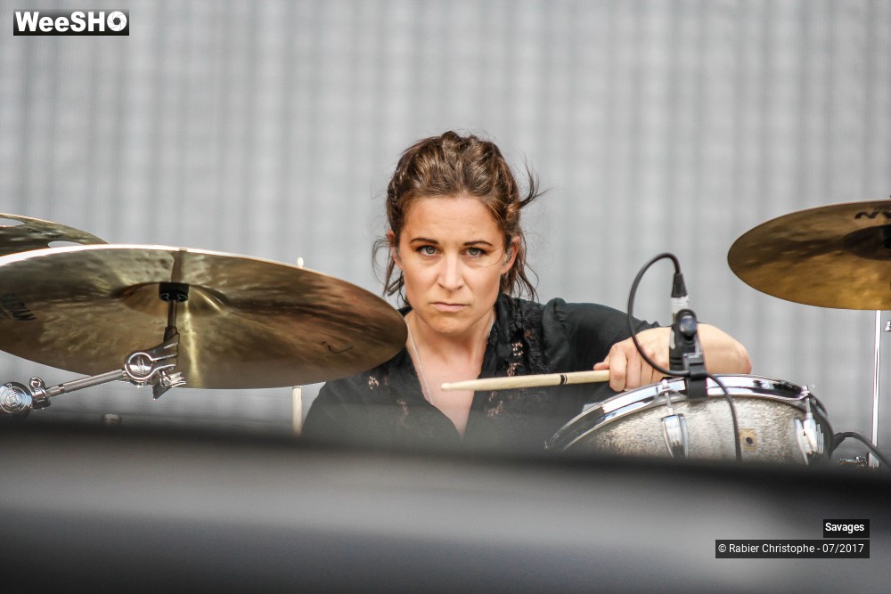 42/44 photos du spectacle Savages