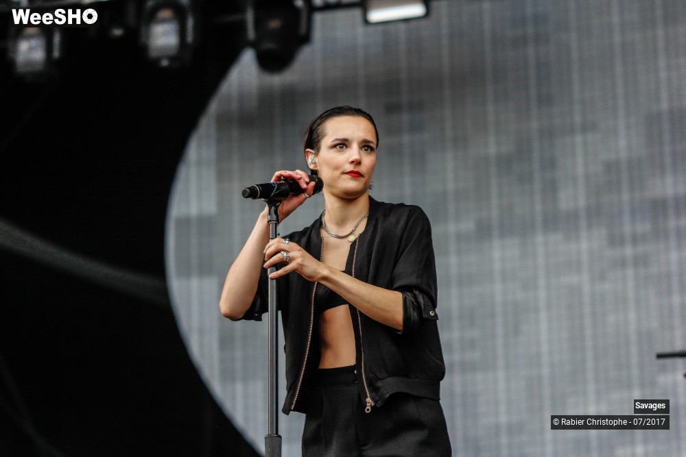 43/44 photos du spectacle Savages