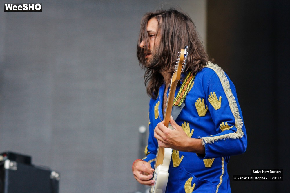 24/48 photos du spectacle Naive New Beaters