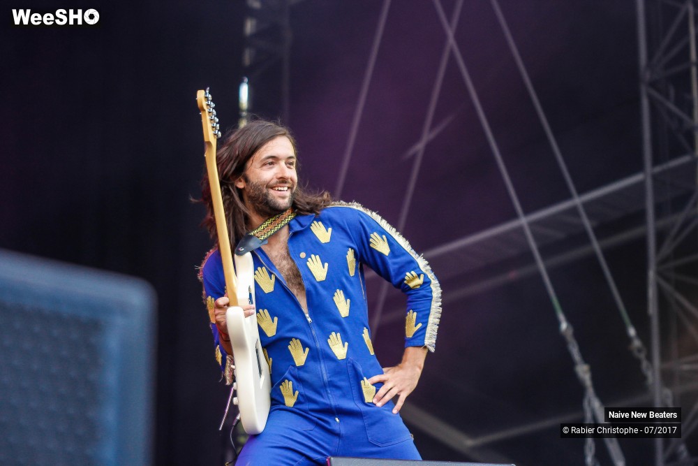 25/48 photos du spectacle Naive New Beaters