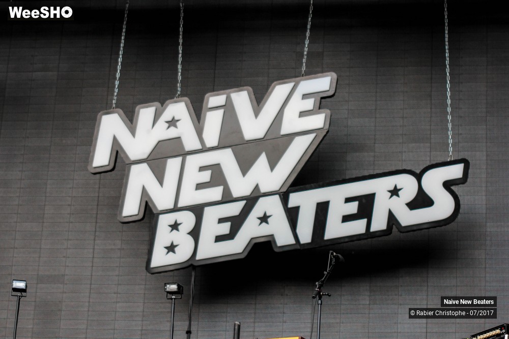 28/48 photos du spectacle Naive New Beaters