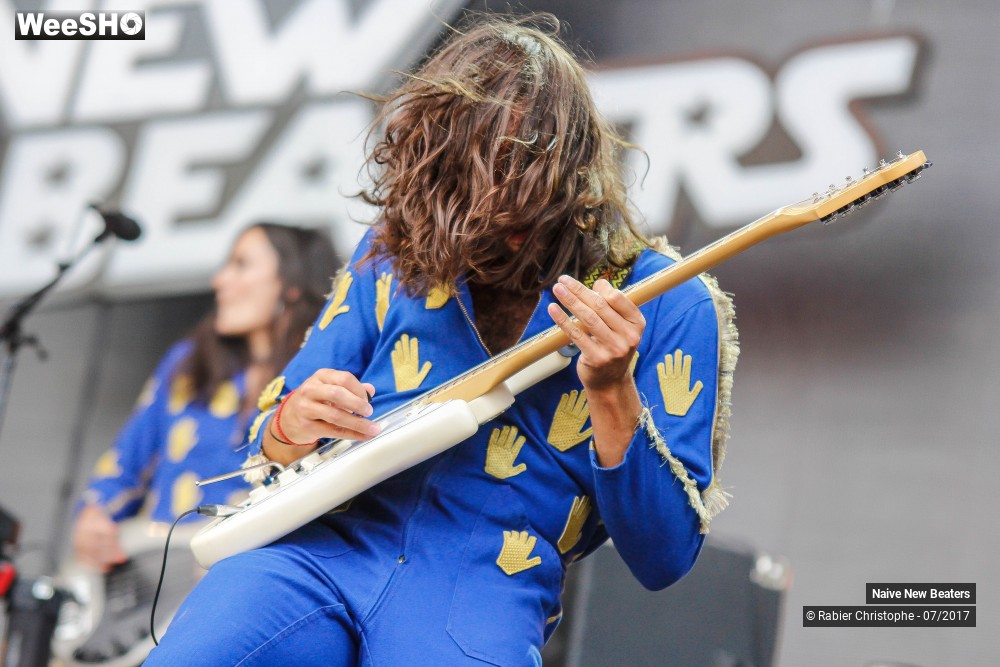 44/48 photos du spectacle Naive New Beaters