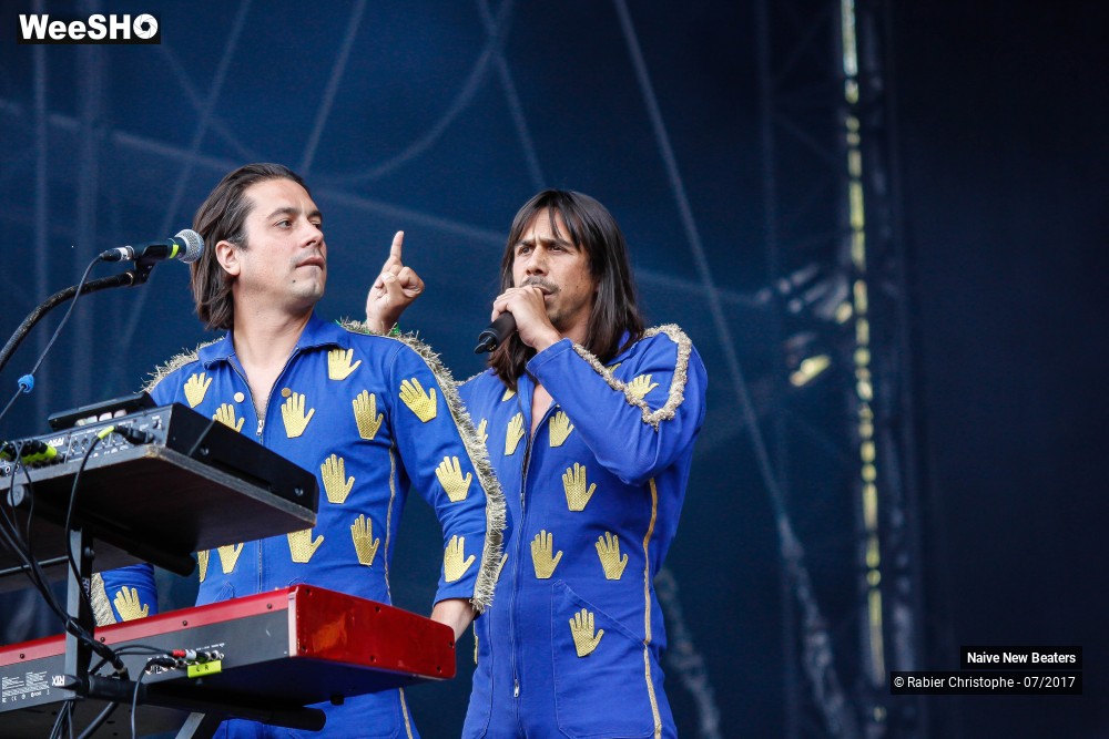 45/48 photos du spectacle Naive New Beaters