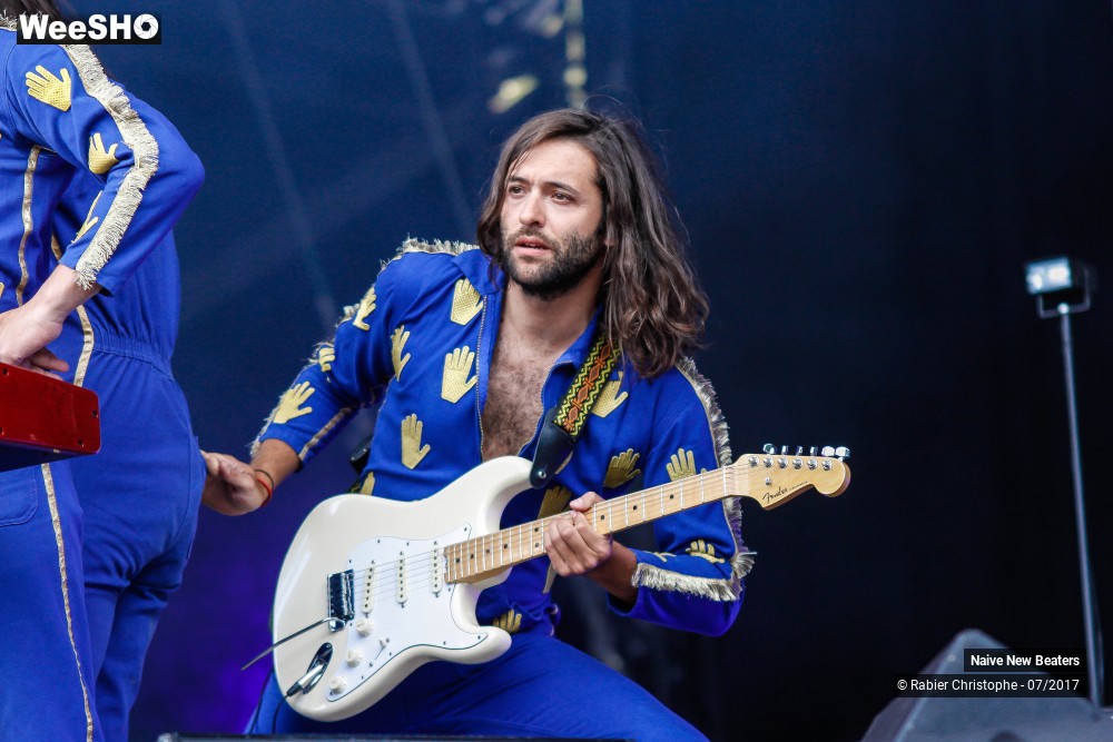 46/48 photos du spectacle Naive New Beaters