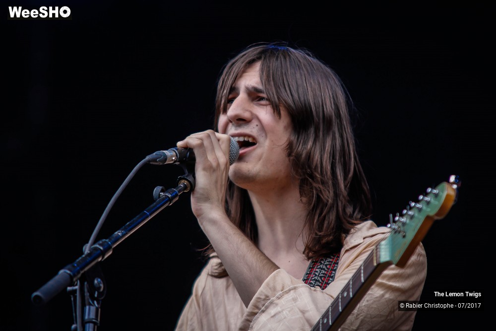 28/34 photos du spectacle The Lemon Twigs