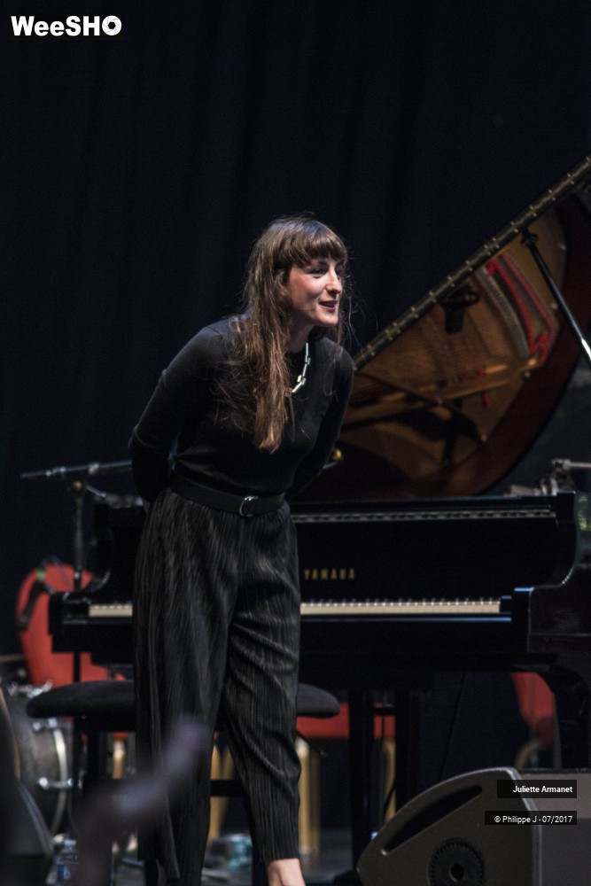 6/11 photos du spectacle Juliette Armanet
