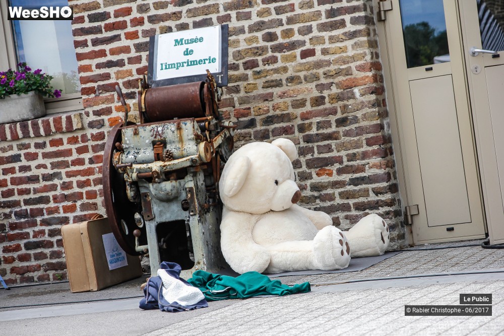 34/43 photos du spectacle Ambiance au Festival Les Agites du Melange 2017