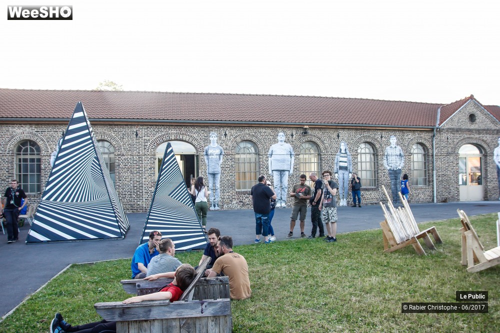 42/43 photos du spectacle Ambiance au Festival Les Agites du Melange 2017