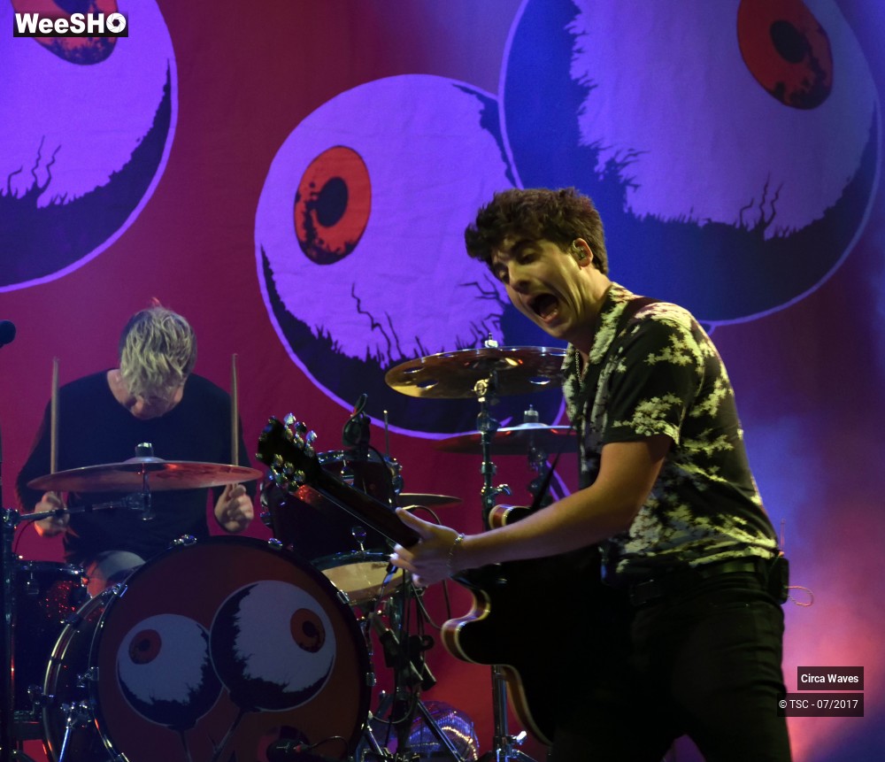 4/10 photos du spectacle Circa Waves