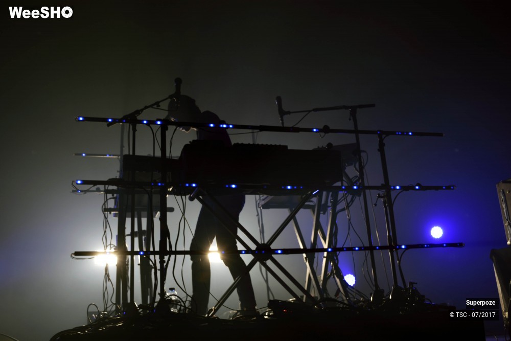 2/15 photos du spectacle Superpoze