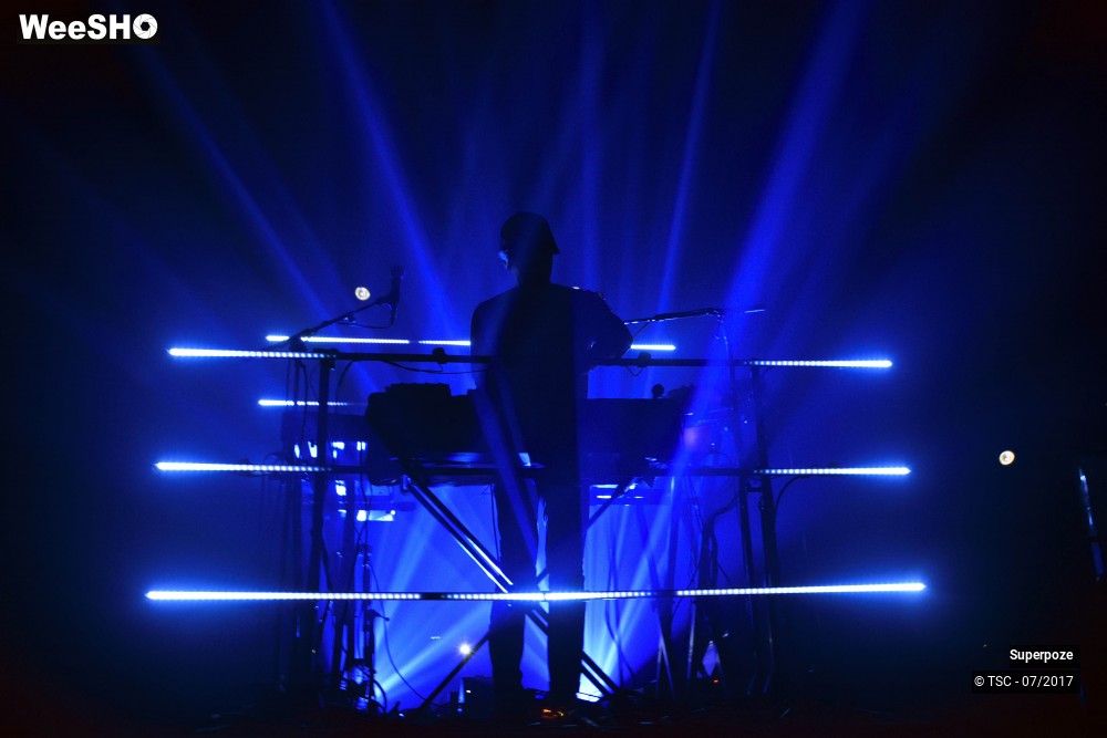 13/15 photos du spectacle Superpoze