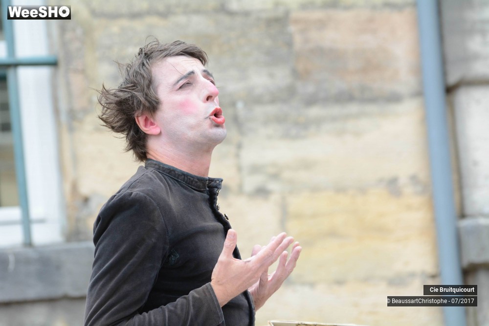 34/38 photos du spectacle Hamlet en 30 minutes