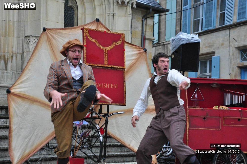 10/28 photos du spectacle Le Kamishibaï: Otto l´accessoiriste