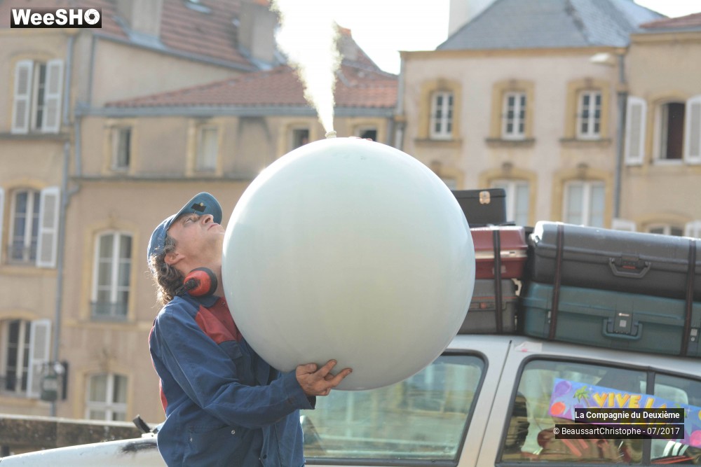 5/30 photos du spectacle Contact