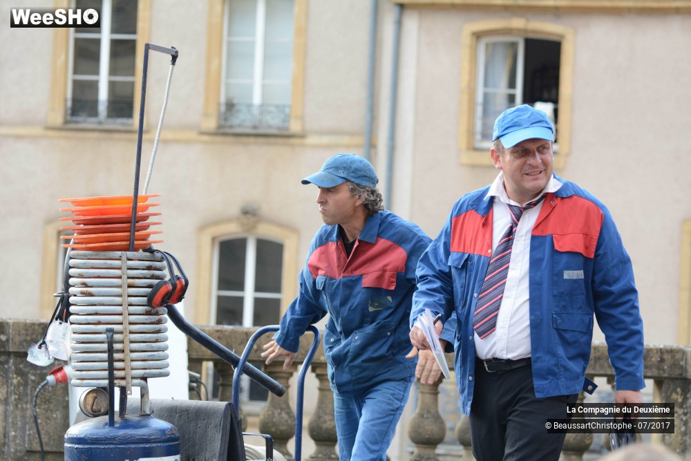 29/30 photos du spectacle Contact