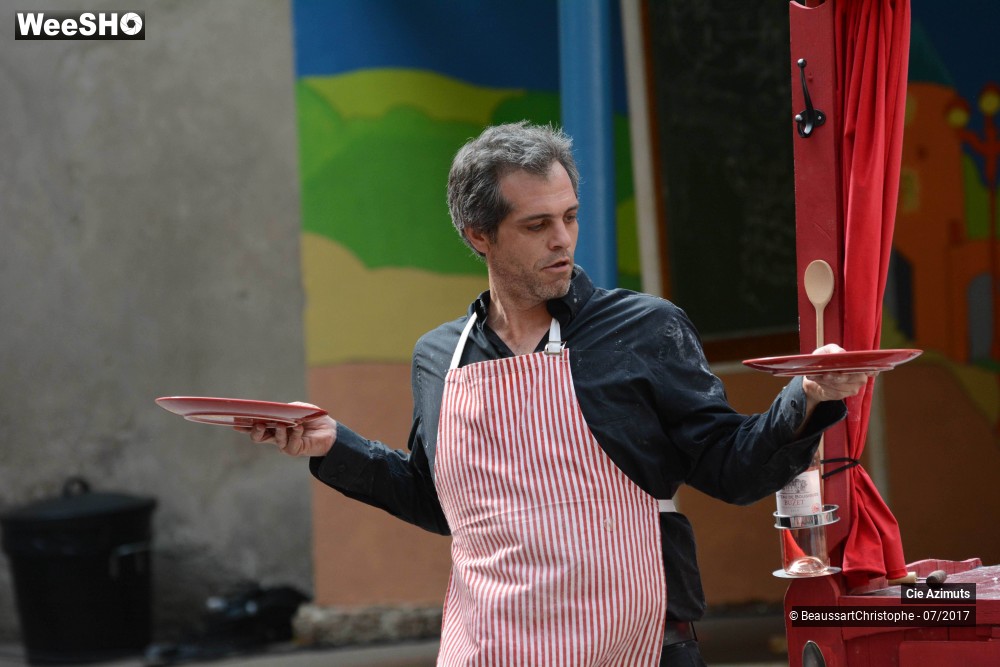 25/42 photos du spectacle La quiche en 5 actes