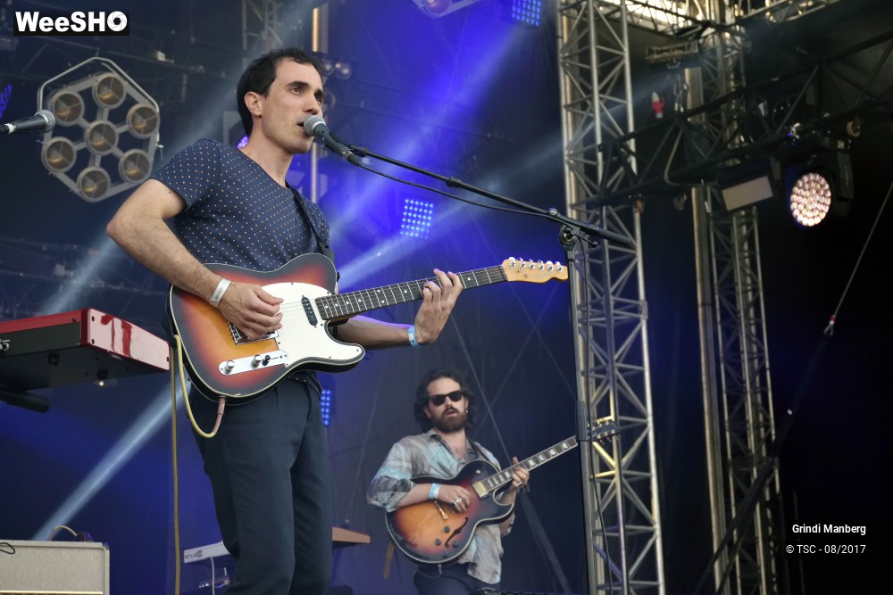 2/12 photos du spectacle Grindi Manberg