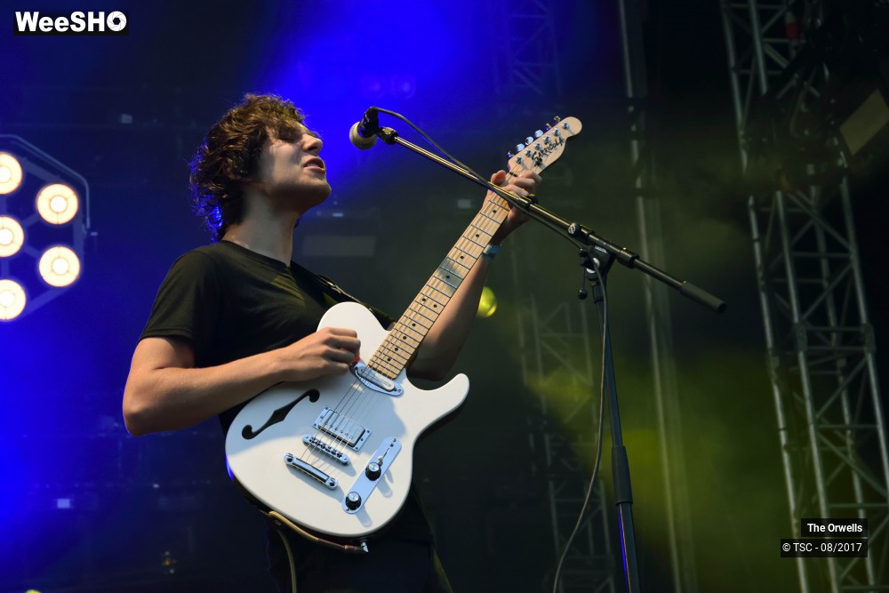 8/16 photos du spectacle The Orwells