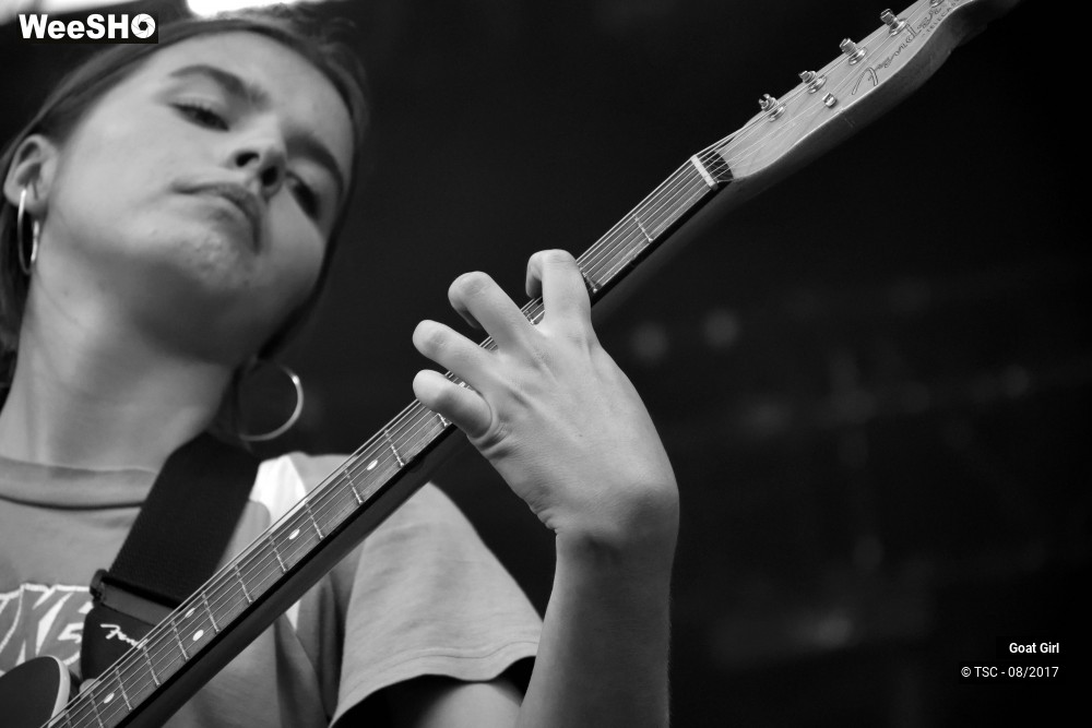 2/11 photos du spectacle Goat Girl