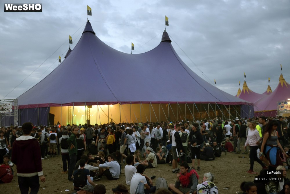 11/31 photos du spectacle Ambiance Dour Festival 2017 Jour 2
