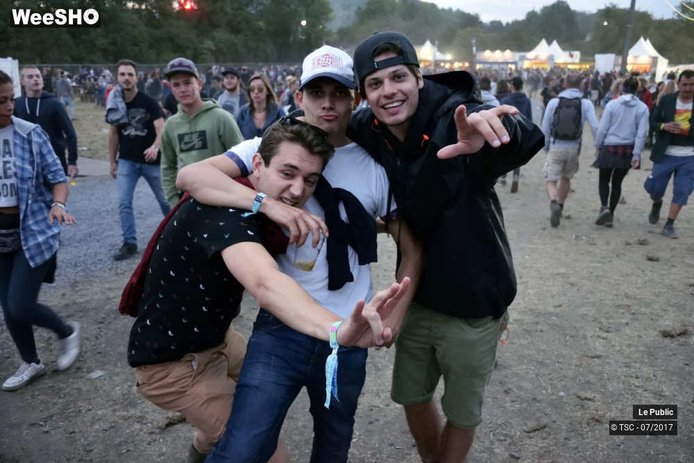 15/31 photos du spectacle Ambiance Dour Festival 2017 Jour 2