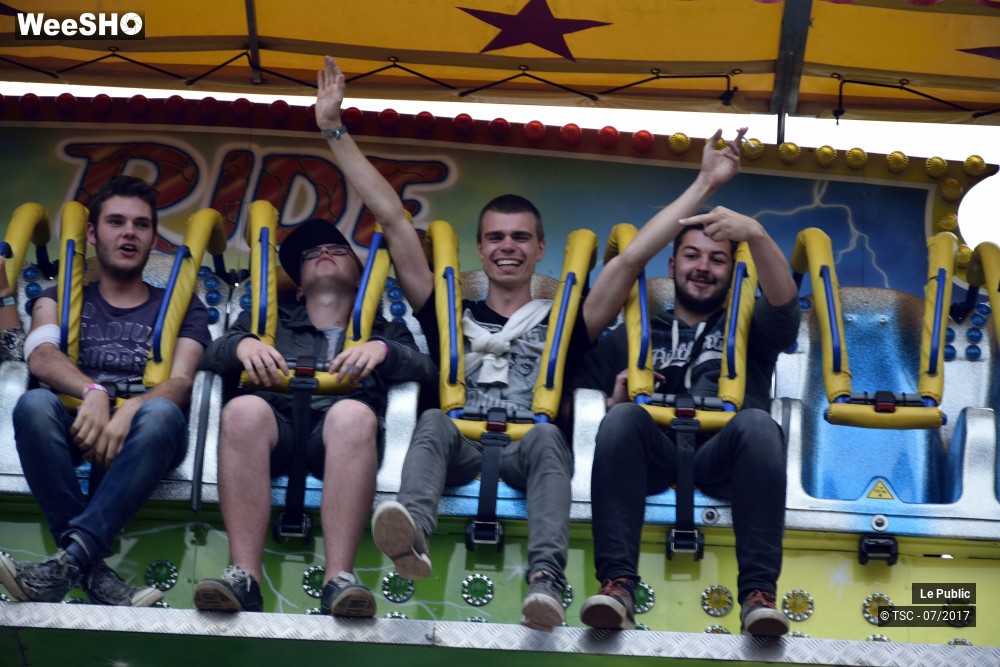 17/31 photos du spectacle Ambiance Dour Festival 2017 Jour 2