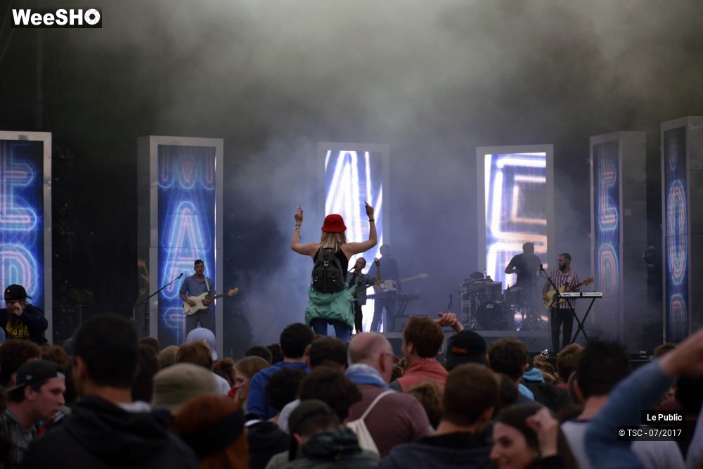 19/31 photos du spectacle Ambiance Dour Festival 2017 Jour 2