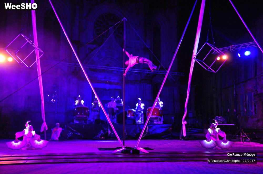 35/39 photos du spectacle Abysses