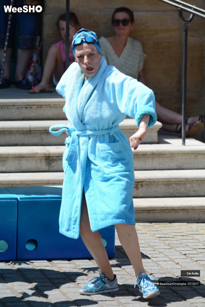 9/47 photos du spectacle Nageuses sur bitume